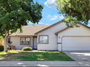 9705 Driftwood Ave, Delhi, CA 95315
