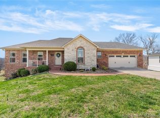 484 Clara Lee Ct, New Albany, IN 47150