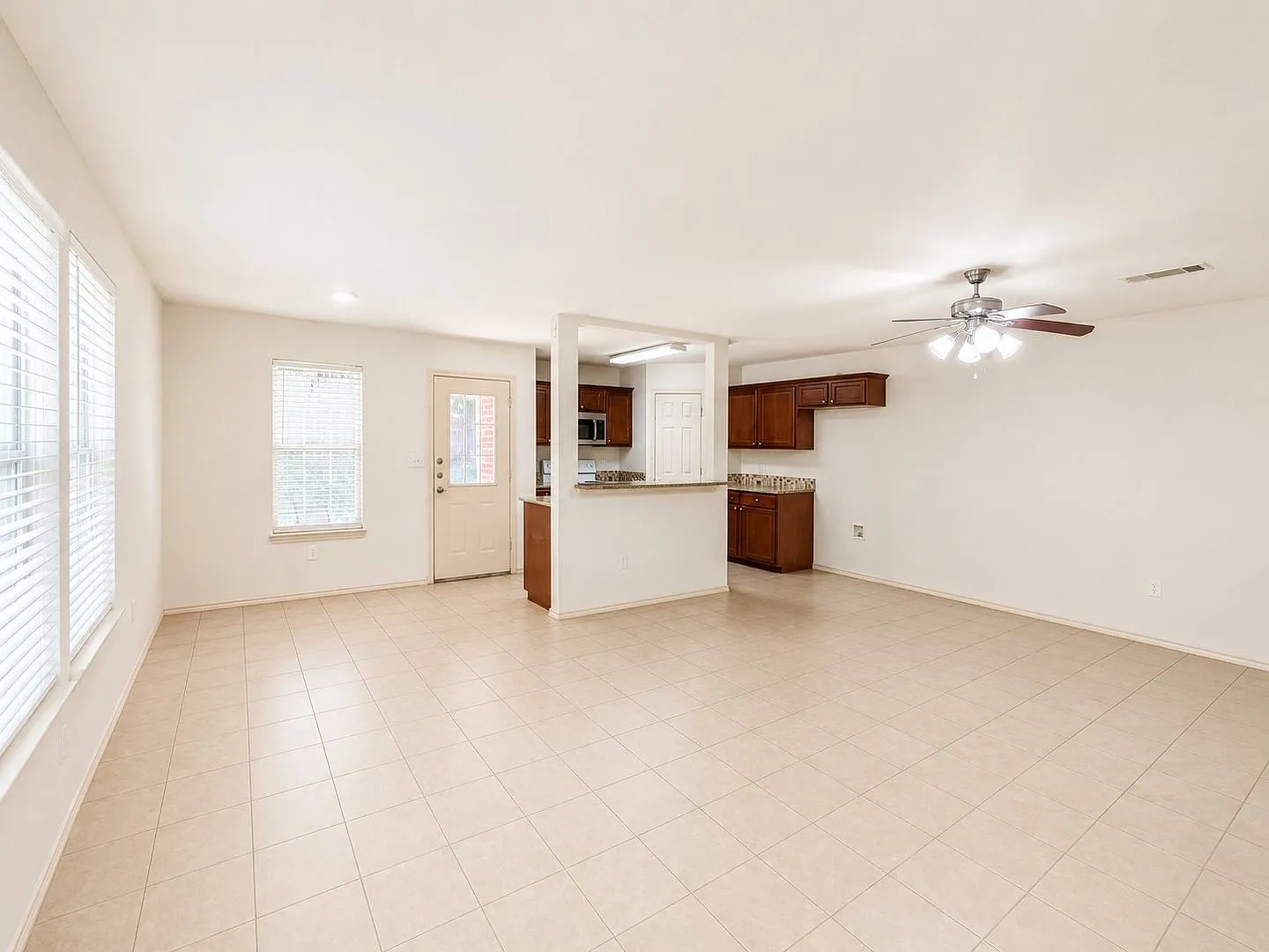 Two Story Duplex for rent in Princeton! — Photo 3