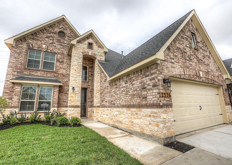 1st image of 2326 Falcon Brook Dr