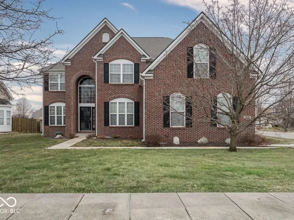 1826 Ballyganner Dr, Avon, IN 46123