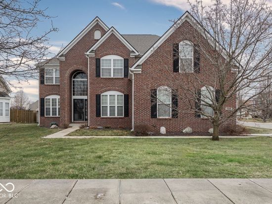1826 Ballyganner Dr, Avon, IN 46123