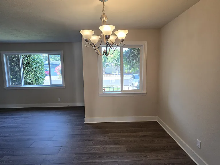 934 Juanita Dr — Photo 35