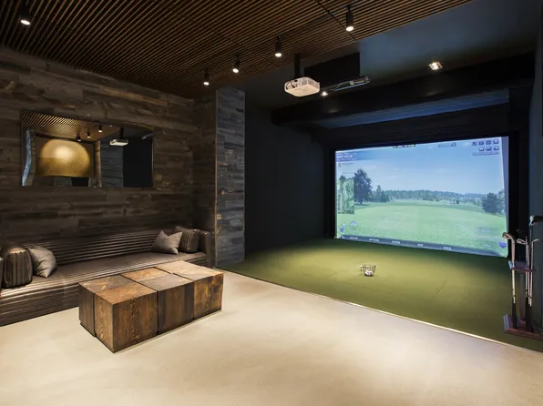 28-40 Jackson Avenue image 3 of 3