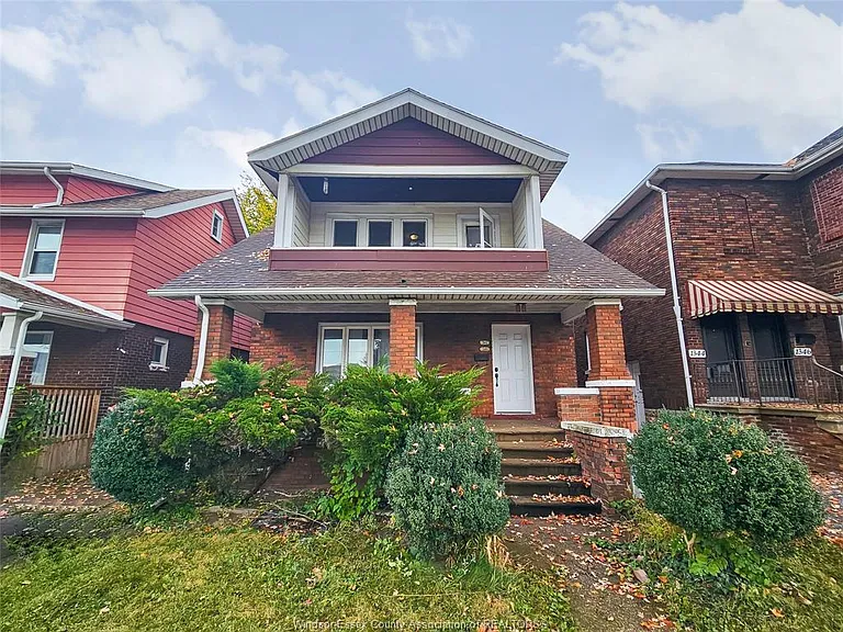 1342 Parent Ave #UPPER — Photo 1
