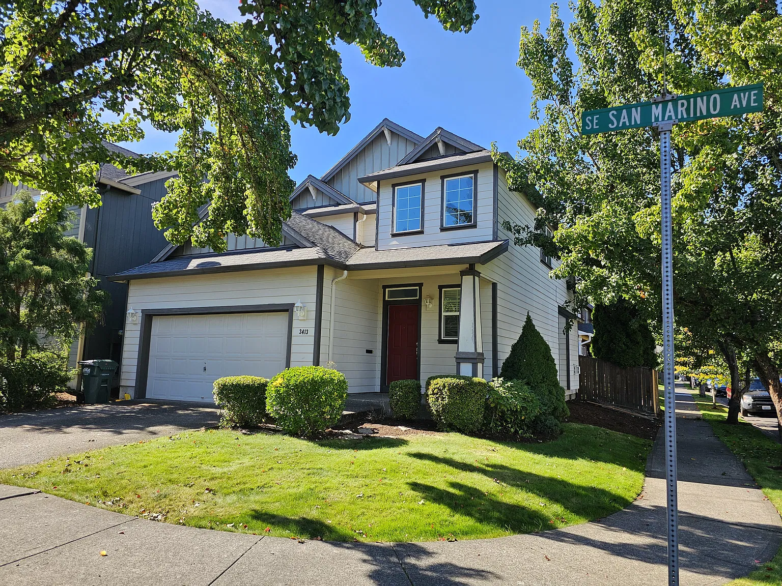 3 bed, 2.5 bath, 1633 sqft, $2,650 — Photo 1