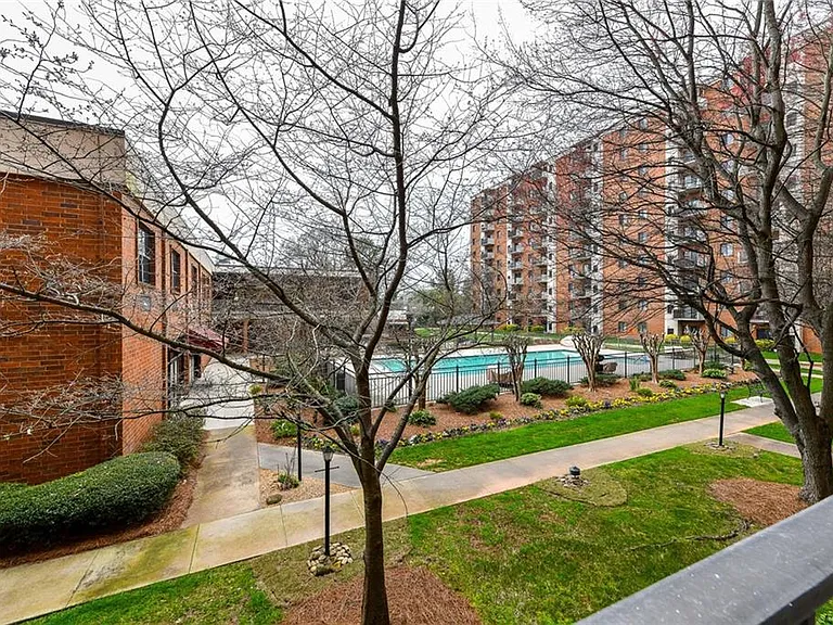 300 Johnson Ferry Rd #A210 — Photo 18