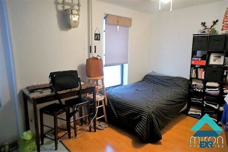 1st image of 124 Mott St APT 28
