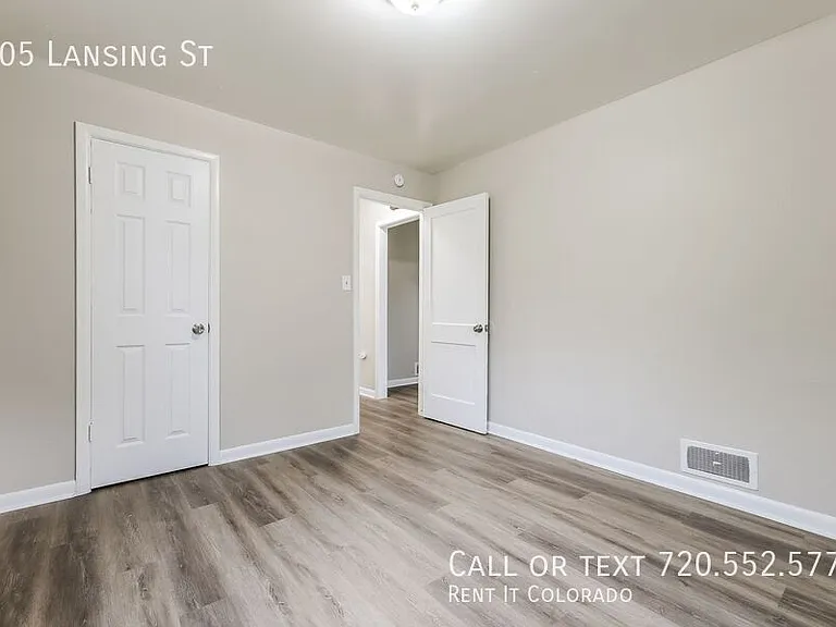 705 Lansing St — Photo 13