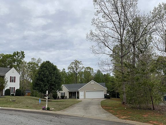 4th image of 539 Patriot Way
