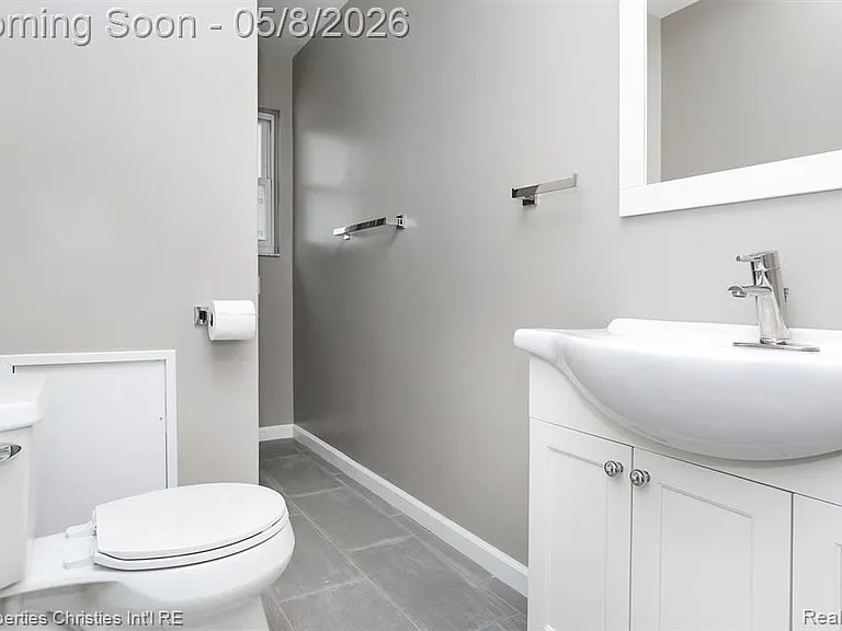 2716 Ardmore Ave — Photo 20