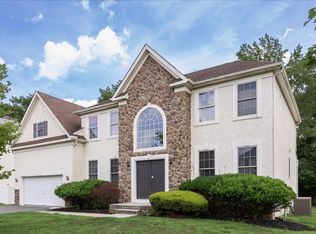 209 Peony Ln, Sewell, NJ 08080