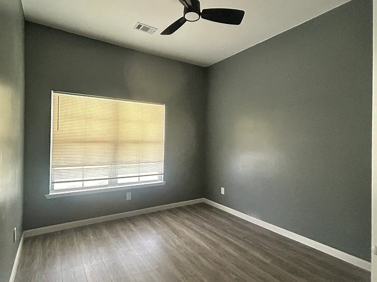 3528 Brookdale Ave — Photo 3