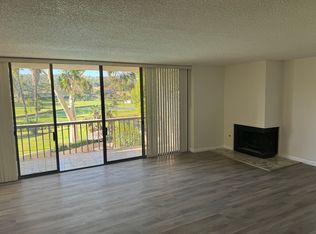 5555 Canyon Crest Dr APT 2A, Riverside, CA 92507