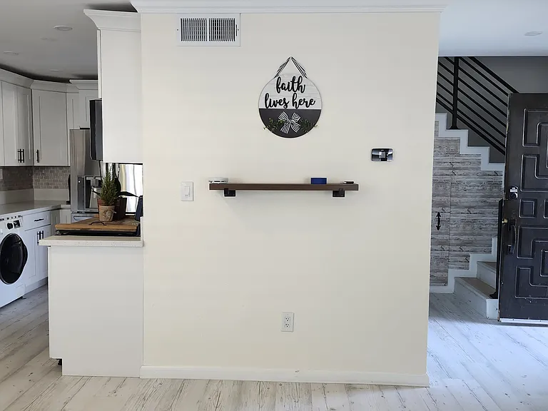 2255 Cahuilla St #20 — Photo 2