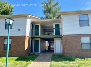 100 Valley View Dr #D34, Dickson, TN 37055