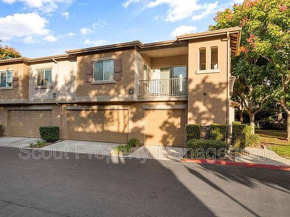 2nd image of 26385 Arboretum Way Unit 1705
