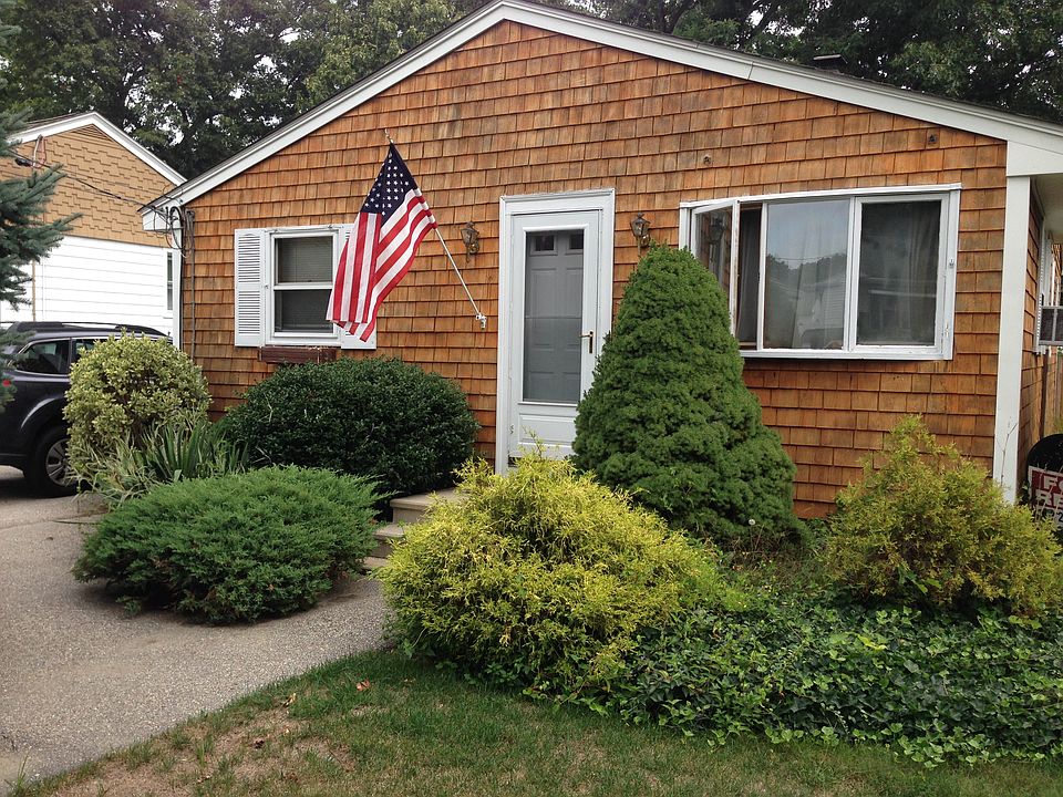 1st image of 7 Longue Vue Ave
