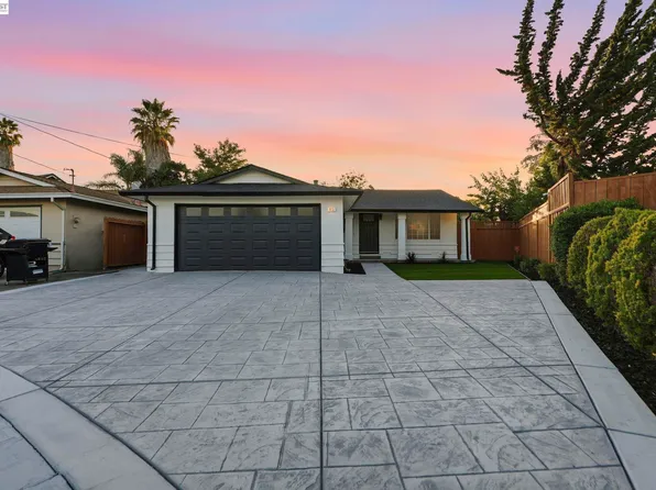 965 Collins Ct, Hayward, CA 94544