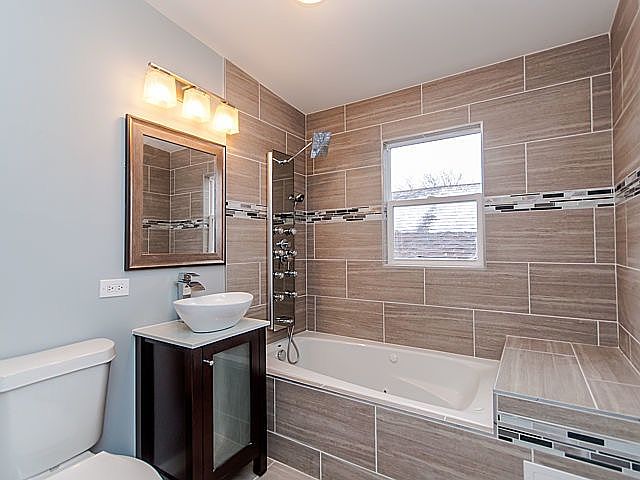 1st image of 7531 S King Dr