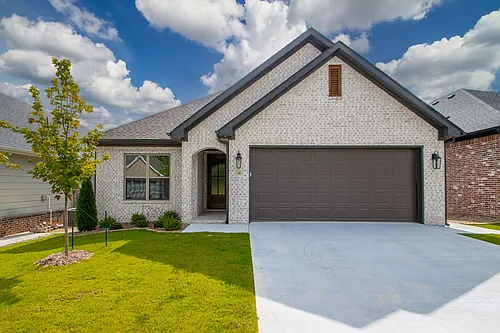 190 Fletcher Ridge Dr Photo 1