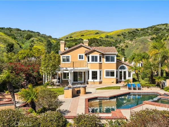 3285 Rim Rd, Yorba Linda, CA 92886