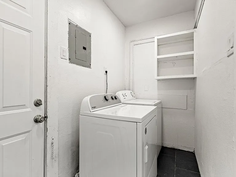 82 Vaughn Dr — Photo 13