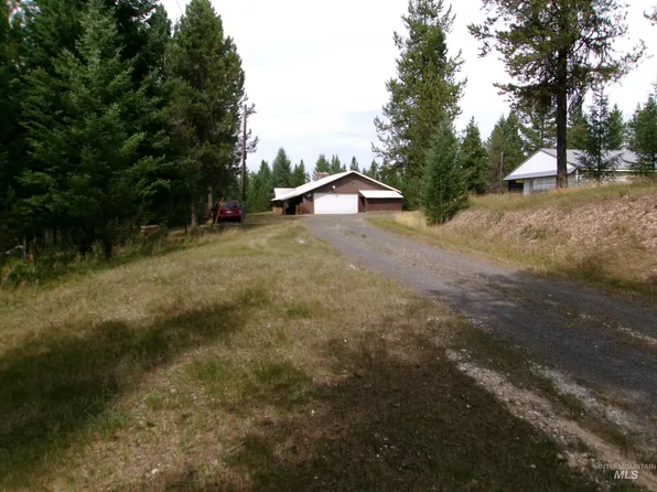 240 Ridgeway Dr, Elk City, ID 83525