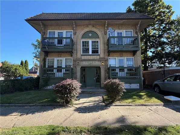 3389 W 125th St, Cleveland, OH 44111