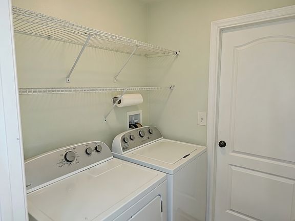 5th image of 2711 Nelson Rd N