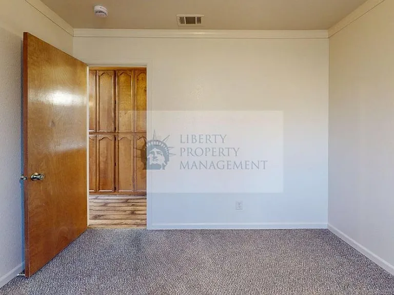 1558 Springcreek Way — Photo 17