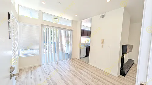 2481 Corinth Ave #1 Photo 1