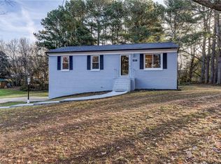 4831 Thornbrook Ln, Winston Salem, NC 27105