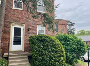 1401 S Barton St UNIT 216, Arlington, VA 22204