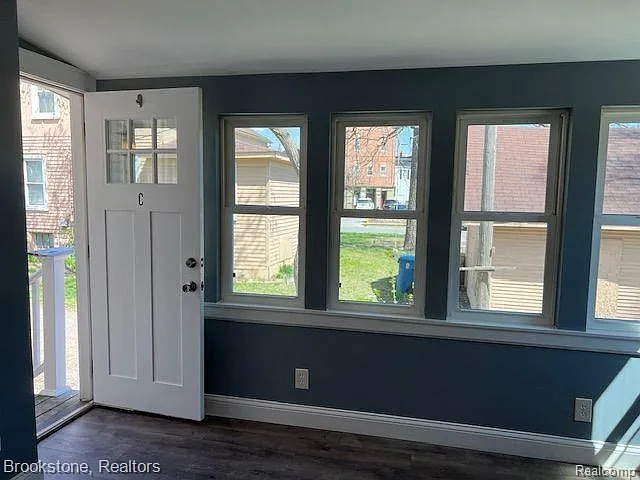14 W Burdick St — Photo 6