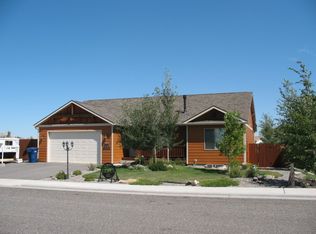 802 Nebula St, Livingston, MT 59047