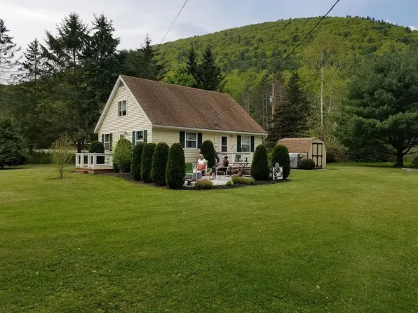 75 Tipple Rd, Waterville, PA 17776