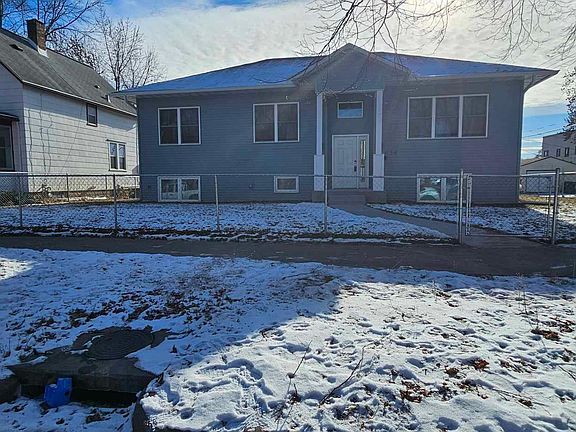 5th image of 654 Orange Ave E