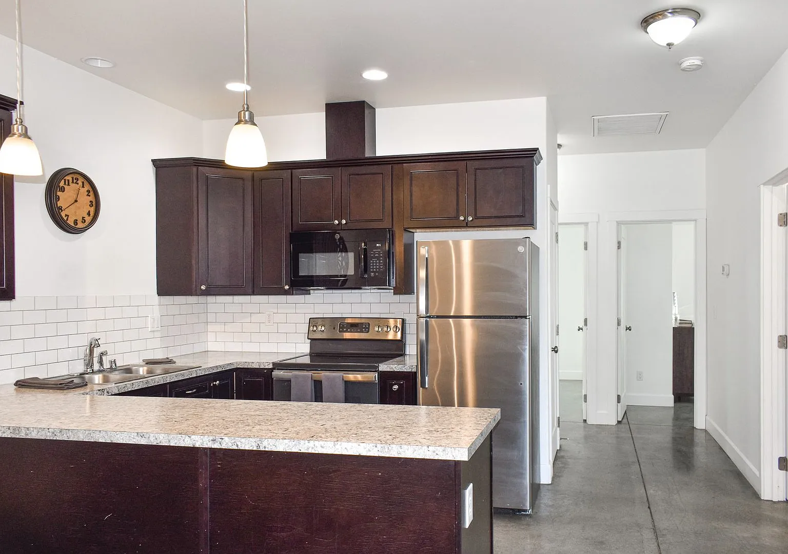 Townhouse Four-Plex in Downtown Richland — Photo 4
