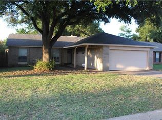 7137 Church Park Dr, Fort Worth, TX 76133