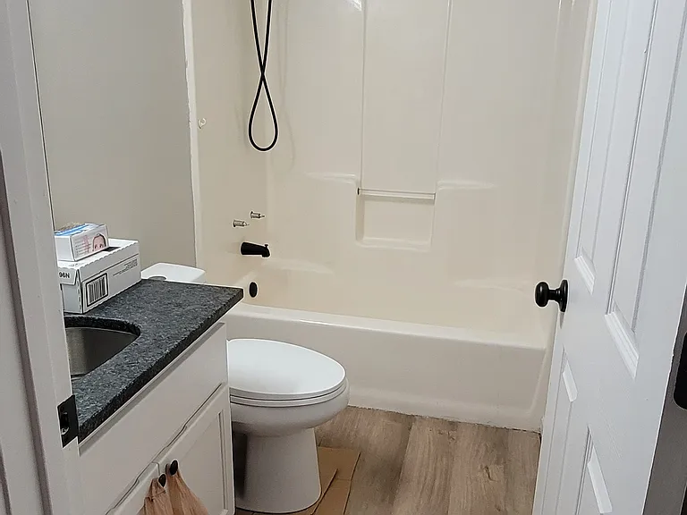 21 Market Cir — Photo 6