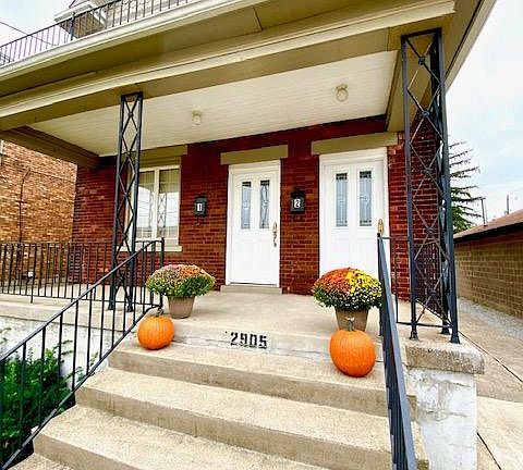 3rd image of 2905 Robertson Ave #2