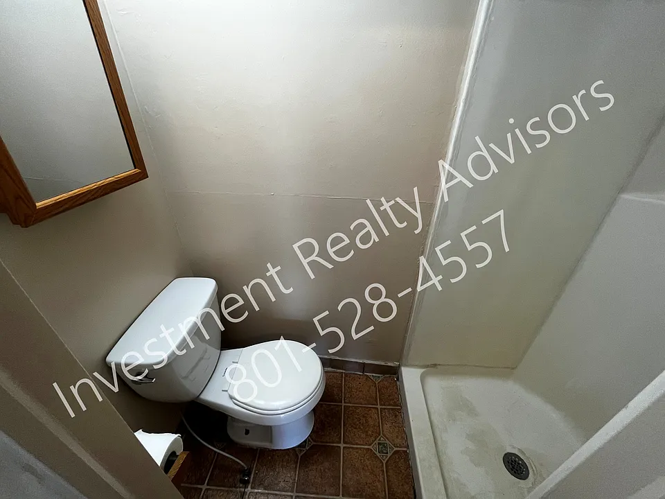 585 N Main St - Tooele, UT