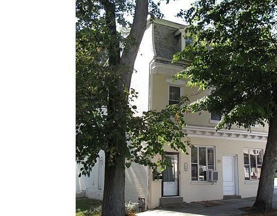2nd image of 330 Dayton St