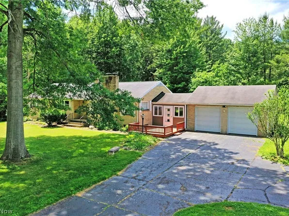2141 North Rd NE, Warren, OH 44483