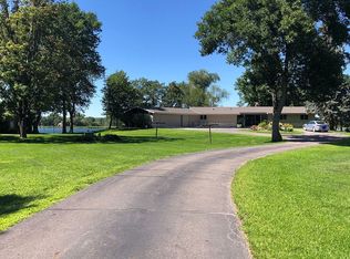 303 Chinook Ave SW, Avon, MN 56310