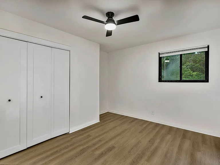 2535 Lysle Ln #5A — Photo 11