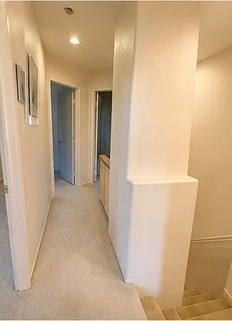 3 bed, 2.5 bath, 1335 sqft, $3,800 — Photo 4