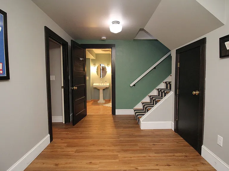 2343 NE 21st Ave — Photo 29