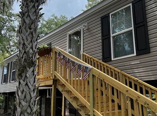69 Tomahawk Trl, Saint Helena Island, SC 29920